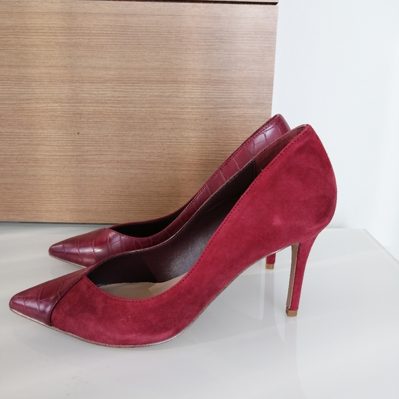 NWOT Bleecker & Bond Leather Maroon Pointed Toe Pumps Half Suede Half Croc 9 - Picture 4 of 12